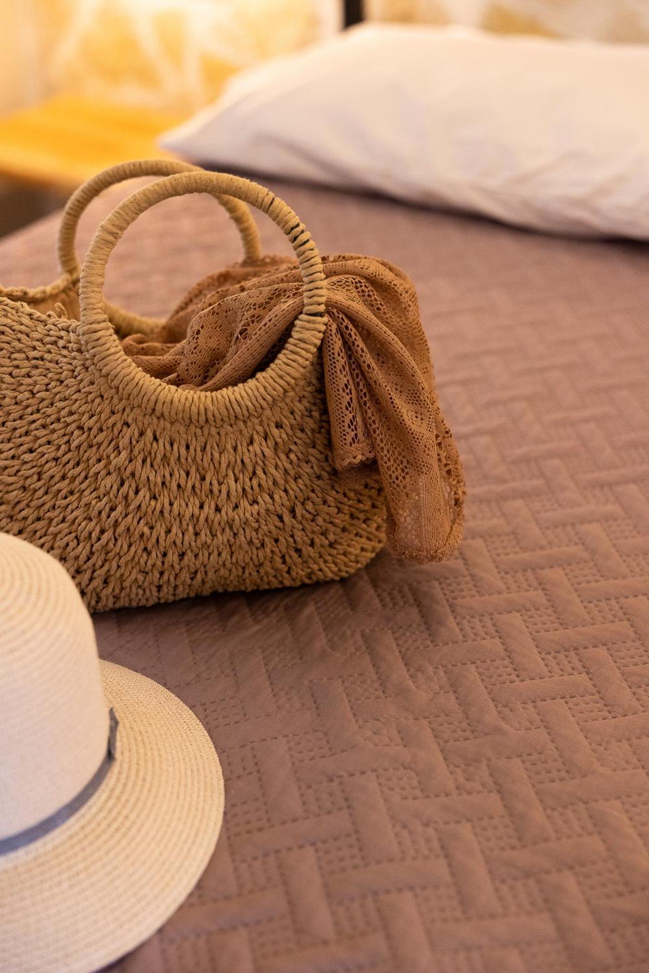 Mathraki Resort Guviá Kültér fotó