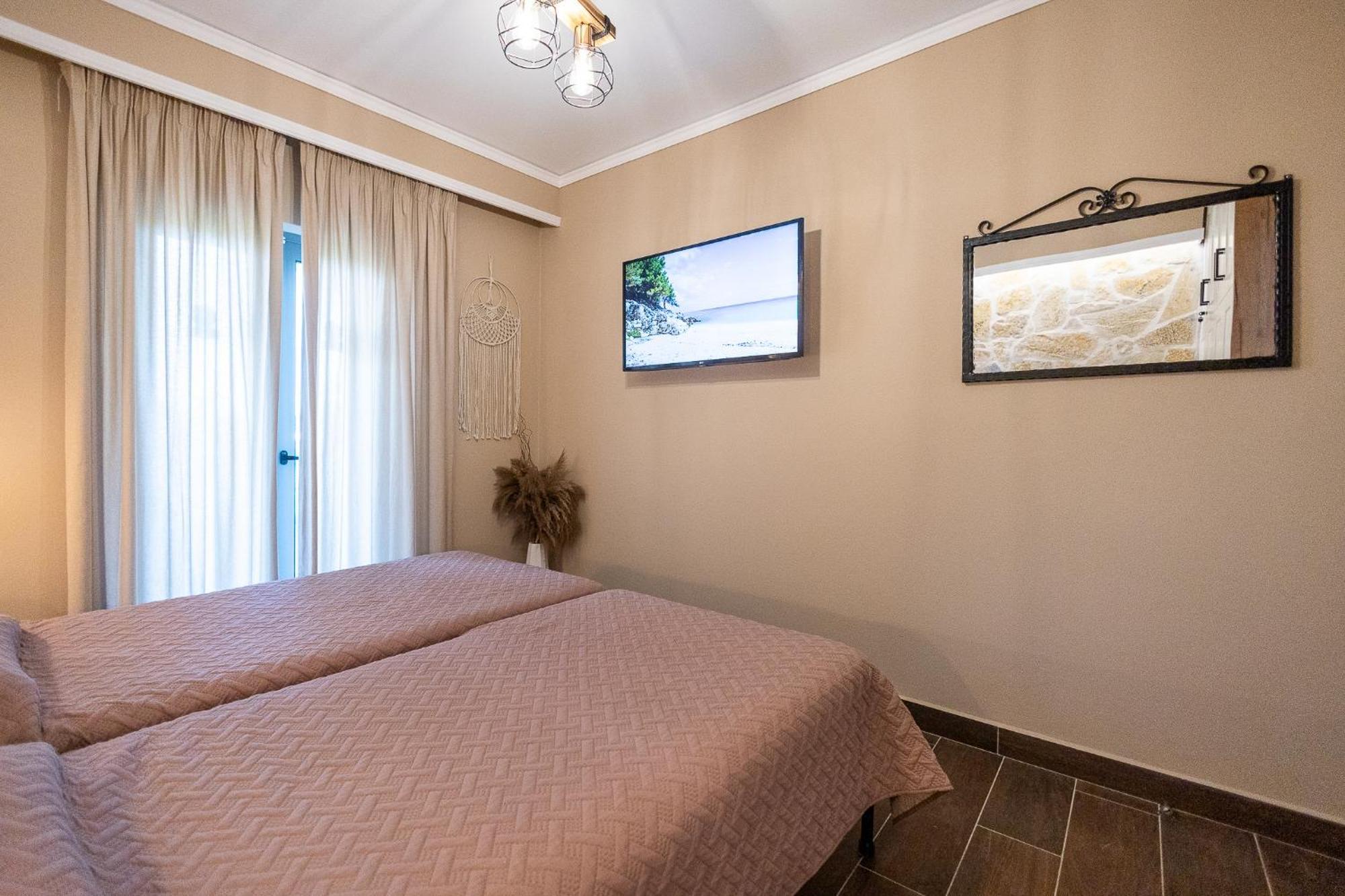 Mathraki Resort Guviá Kültér fotó