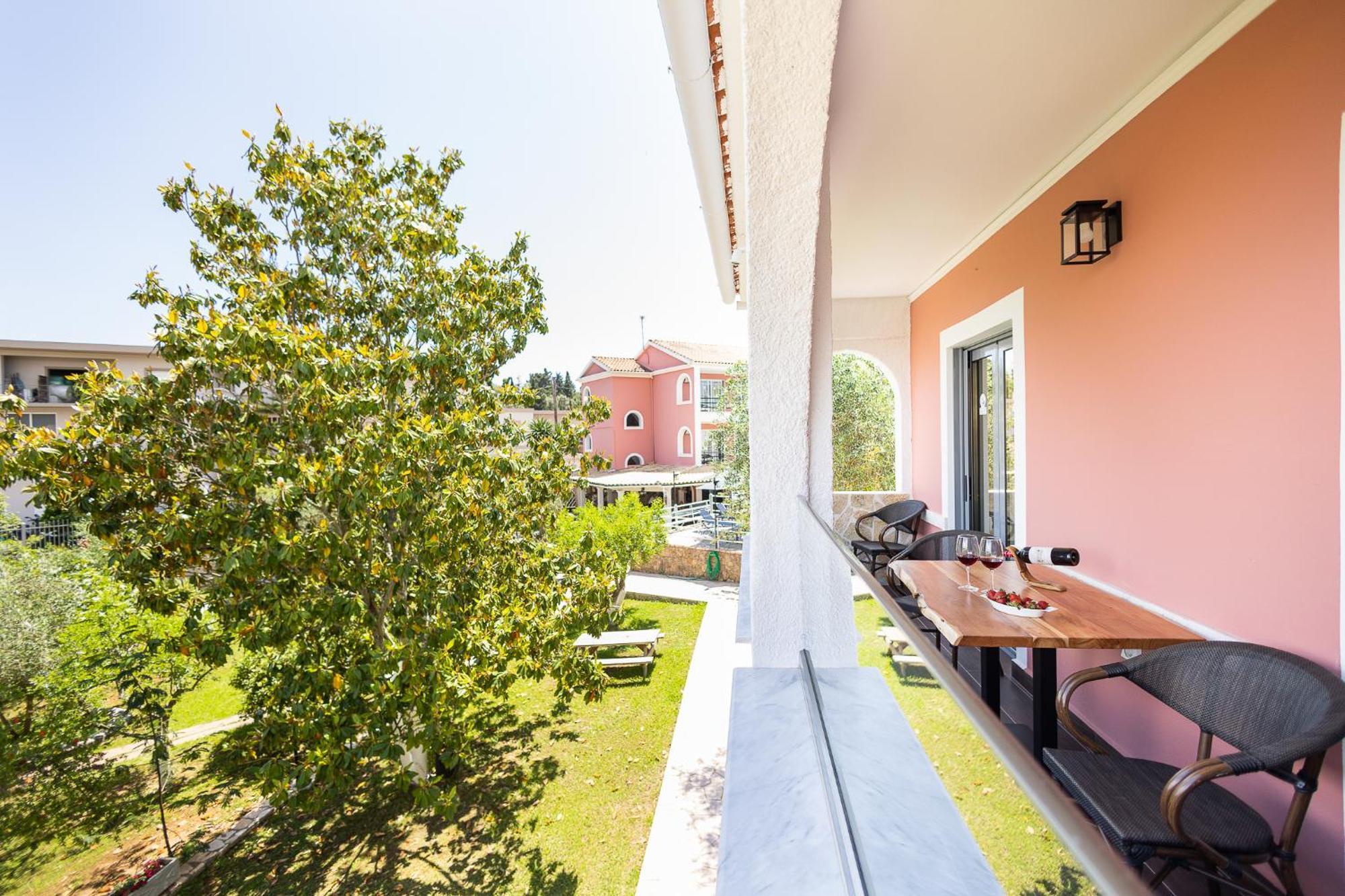 Mathraki Resort Guviá Kültér fotó