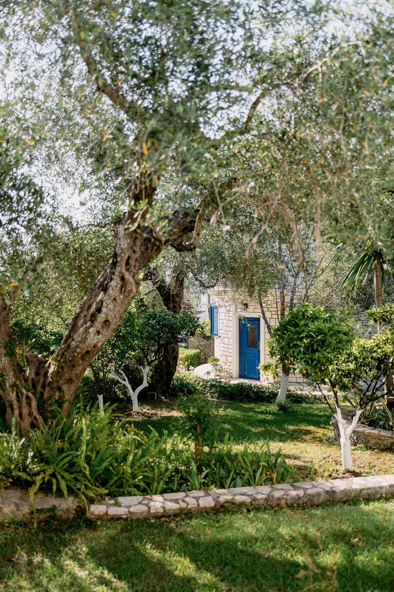 Mathraki Resort Guviá Kültér fotó